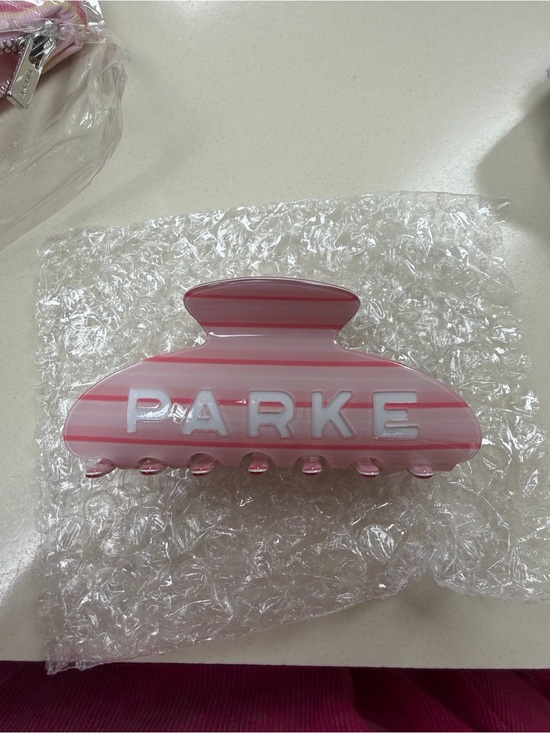 Parke Accessories - PARKE striped claw clip